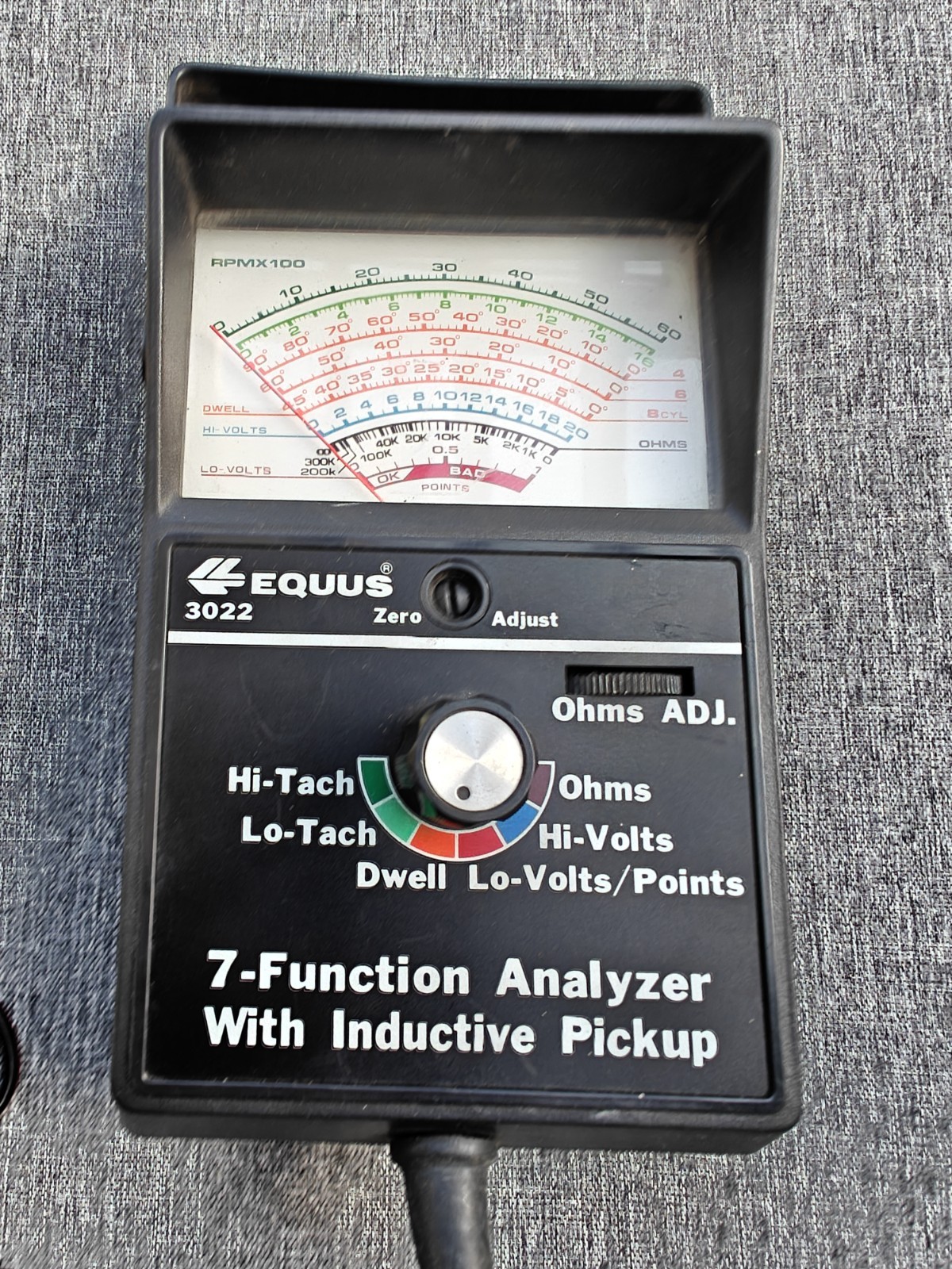 EQUUS 3022 7-Function Analyzer W/ Inductive Pickup. Ohms Works. Rest Untested