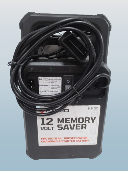 EZRED MS4000 OBDII AUTOMOTIVE PRESETS COMPUTER MEMORY SAVER E-Z BLACK PORTABLE