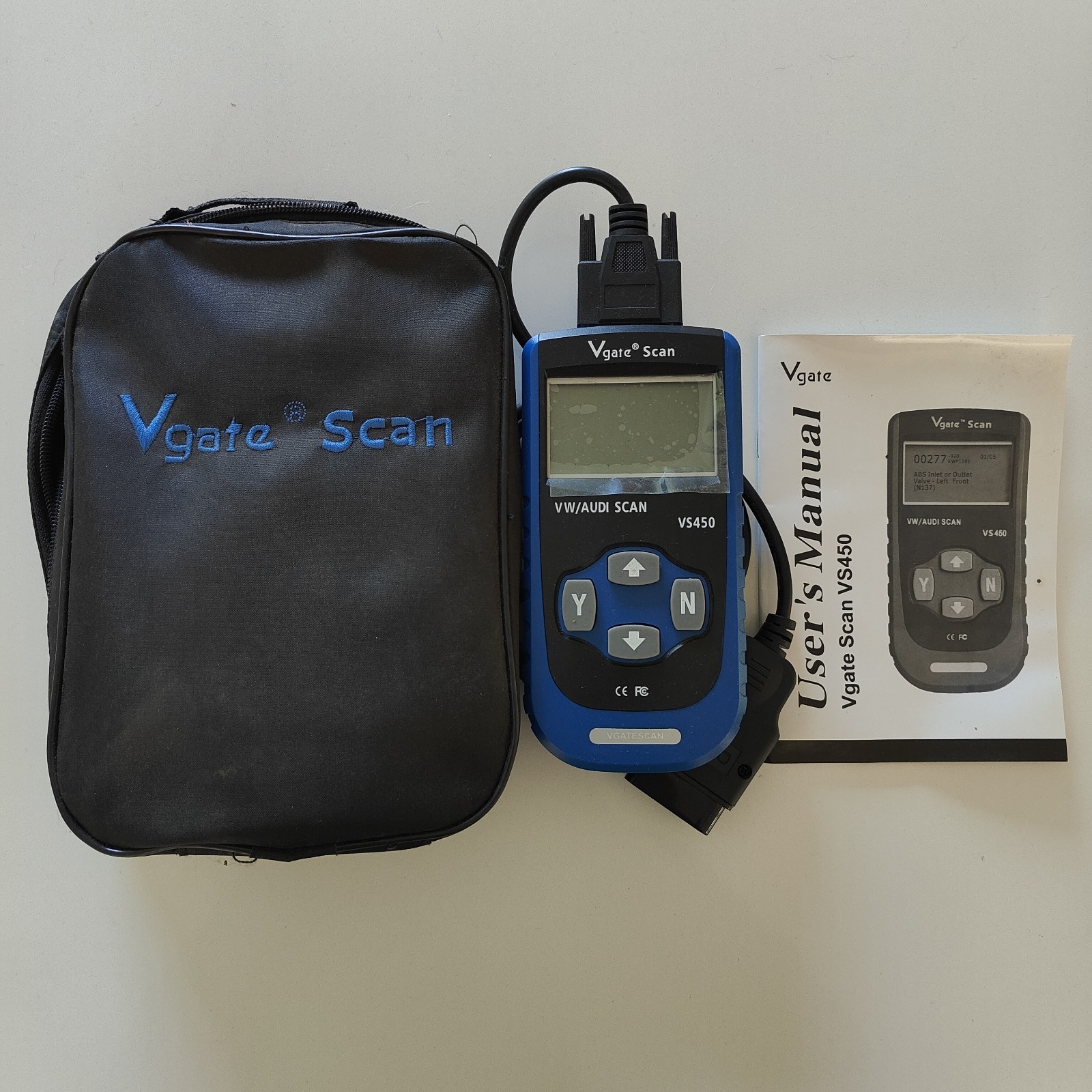 Vgate Scan VS450 OBD2 Scanner Auto Diagnostic Tool VW/AUDI With Manual & Case