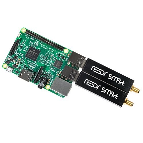 RTL-SDR v5 Bundle – Software Defined Radio 100kHz-1.75GHz, 0.5PPM TCXO, SMA Inpu